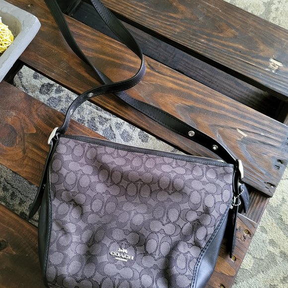 coach purse - Picture 1 of 3